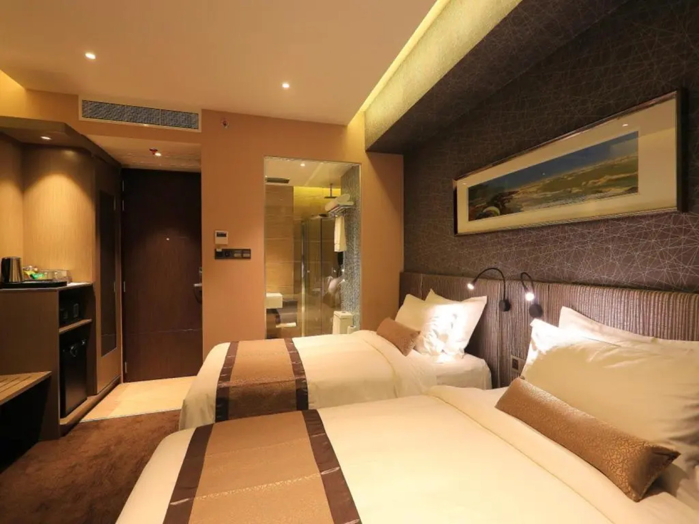 Отель Best Western Plus Maple Leaf