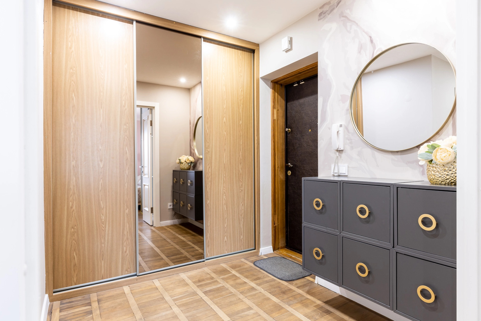 Апартаменты Немига 12