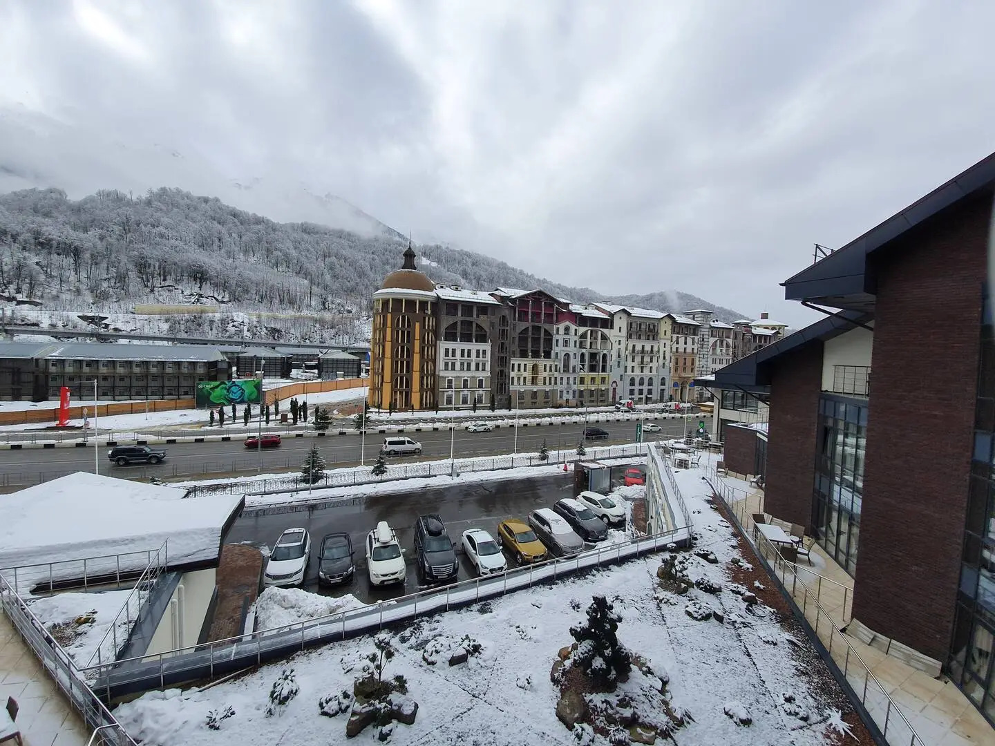 Апартаменты Снега Поляна Люкс