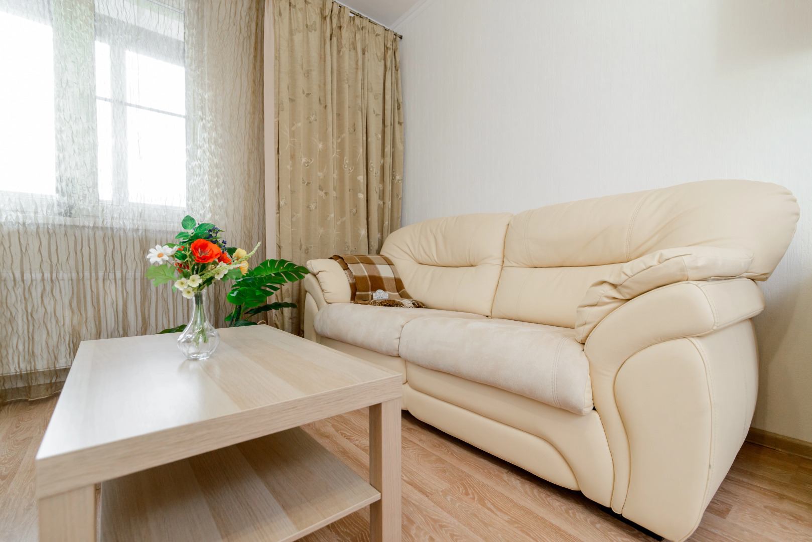 Квартира рядом с ТЦ и метро от FolkFort — практичное решение для командировки и отдыха