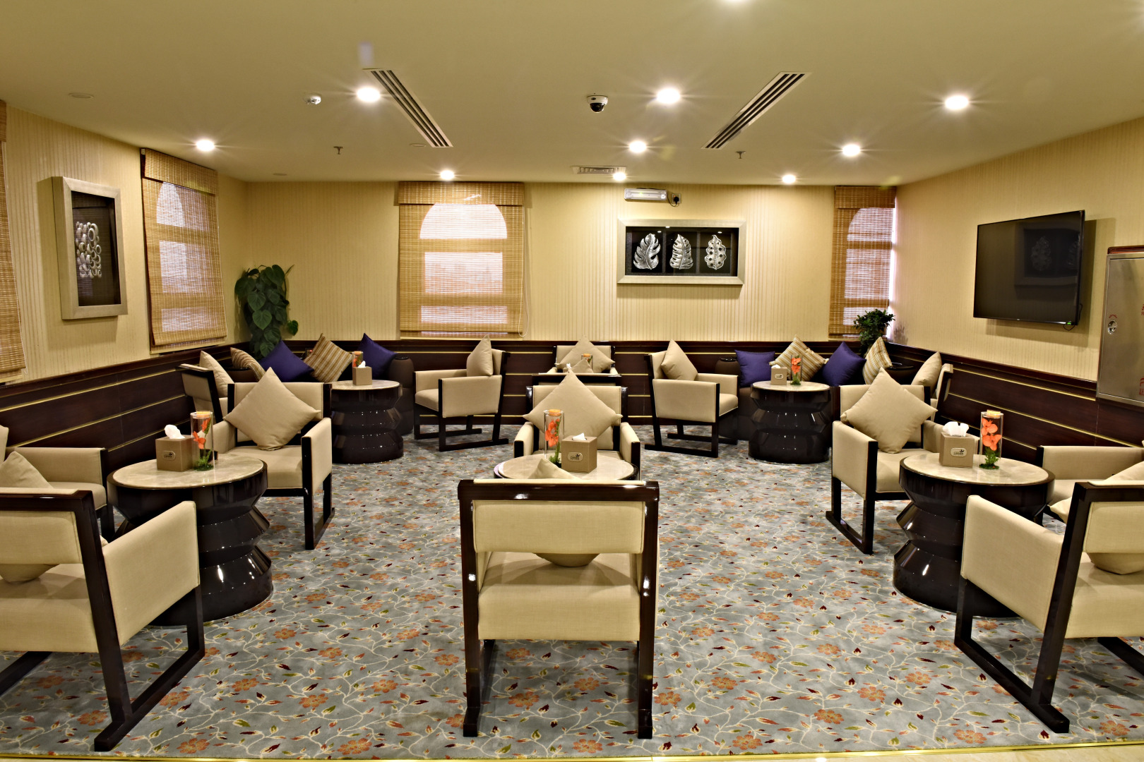 Отель Garden Plaza