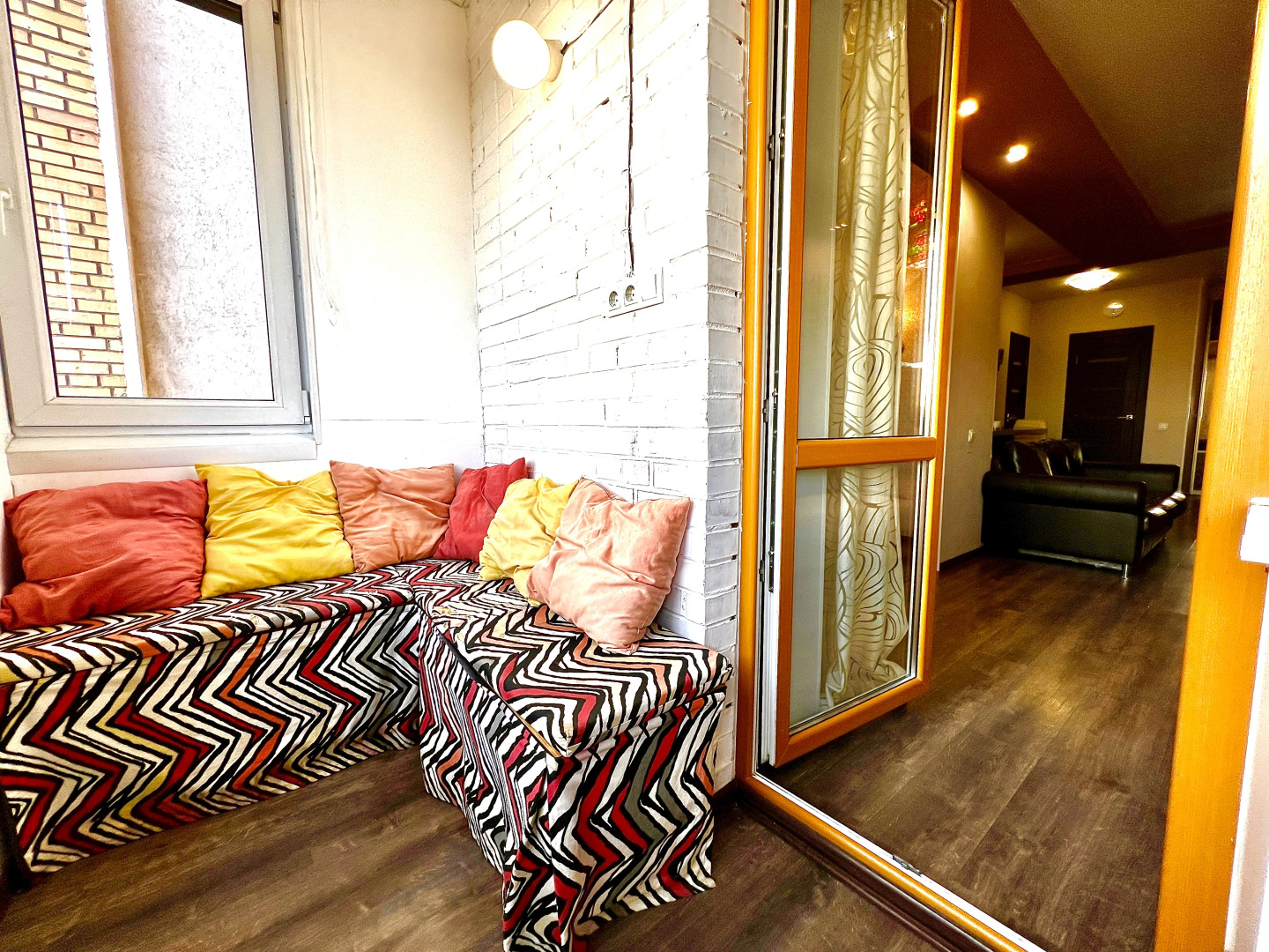 Уютные Апартаменты в ЖК Современник Нa 9 этаже (рядом с МТЛ-Арена)