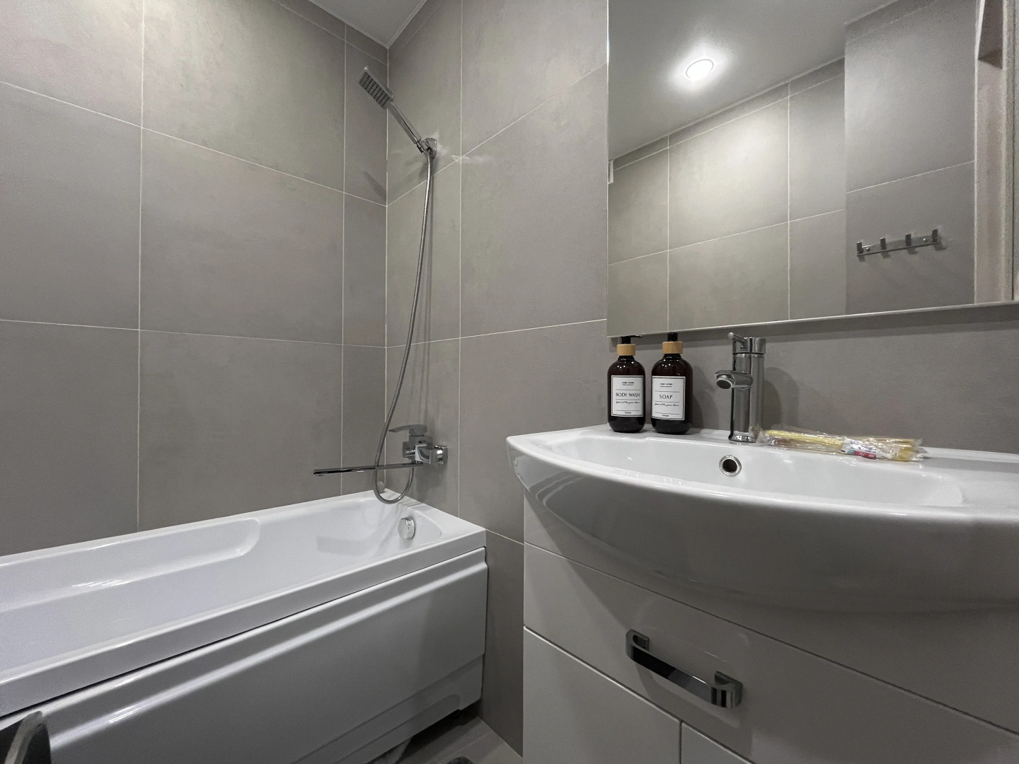 Квартира уютная двухкомнатная на Солнечном бульваре