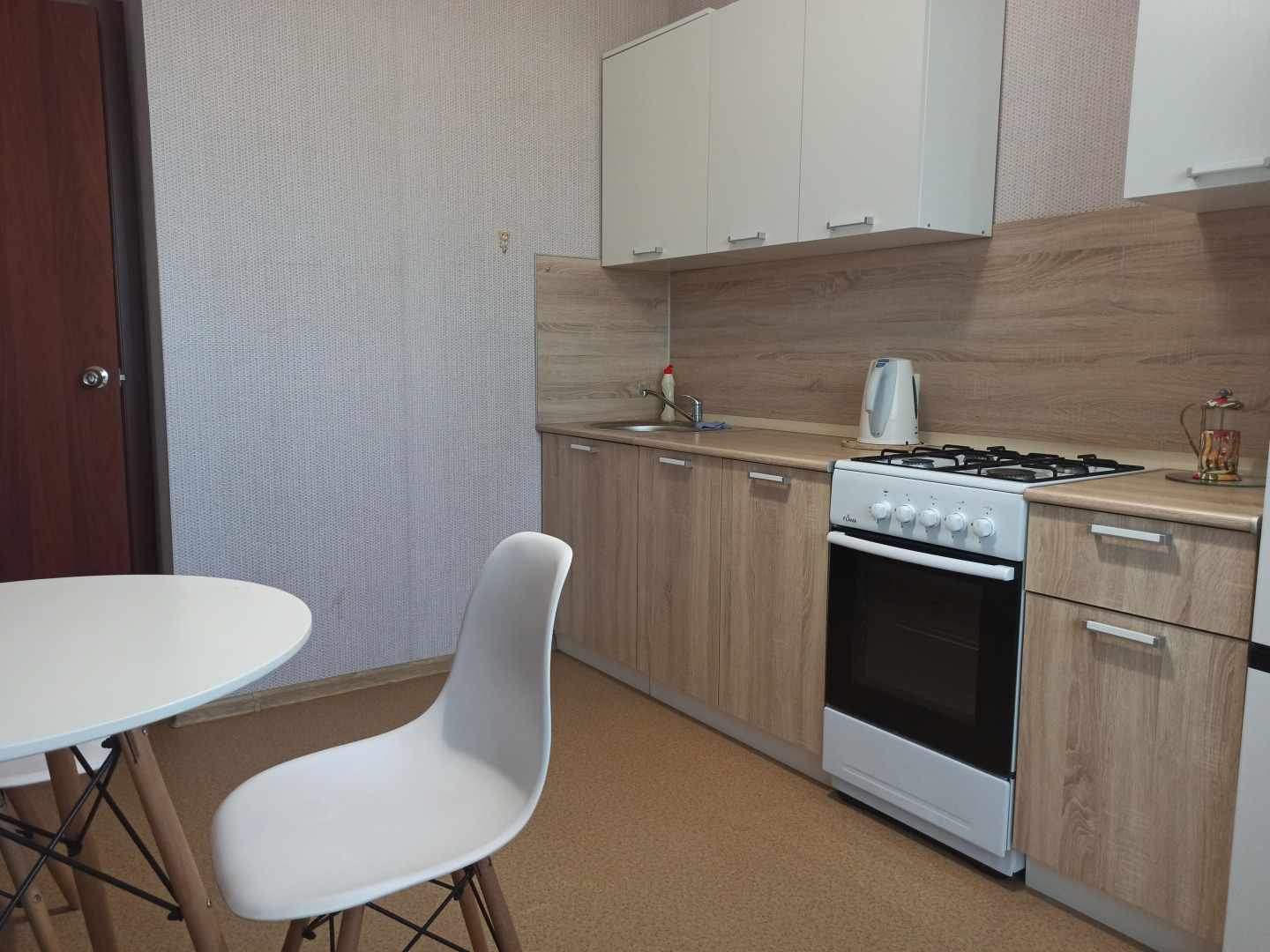 Квартира с видом на пойму реки Царица