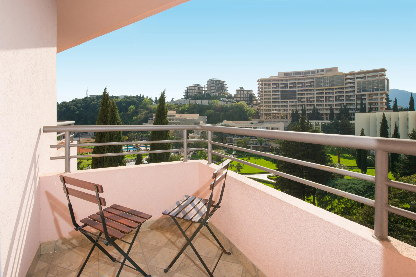 Отель Iberostar Bellevue