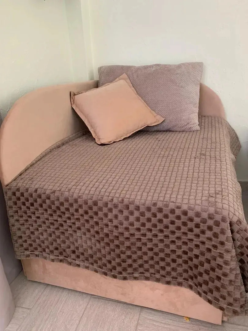 Студия на улице Западная