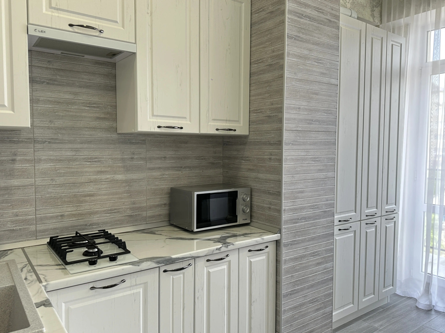 Квартира Светлая квартира с балконом в новостройке