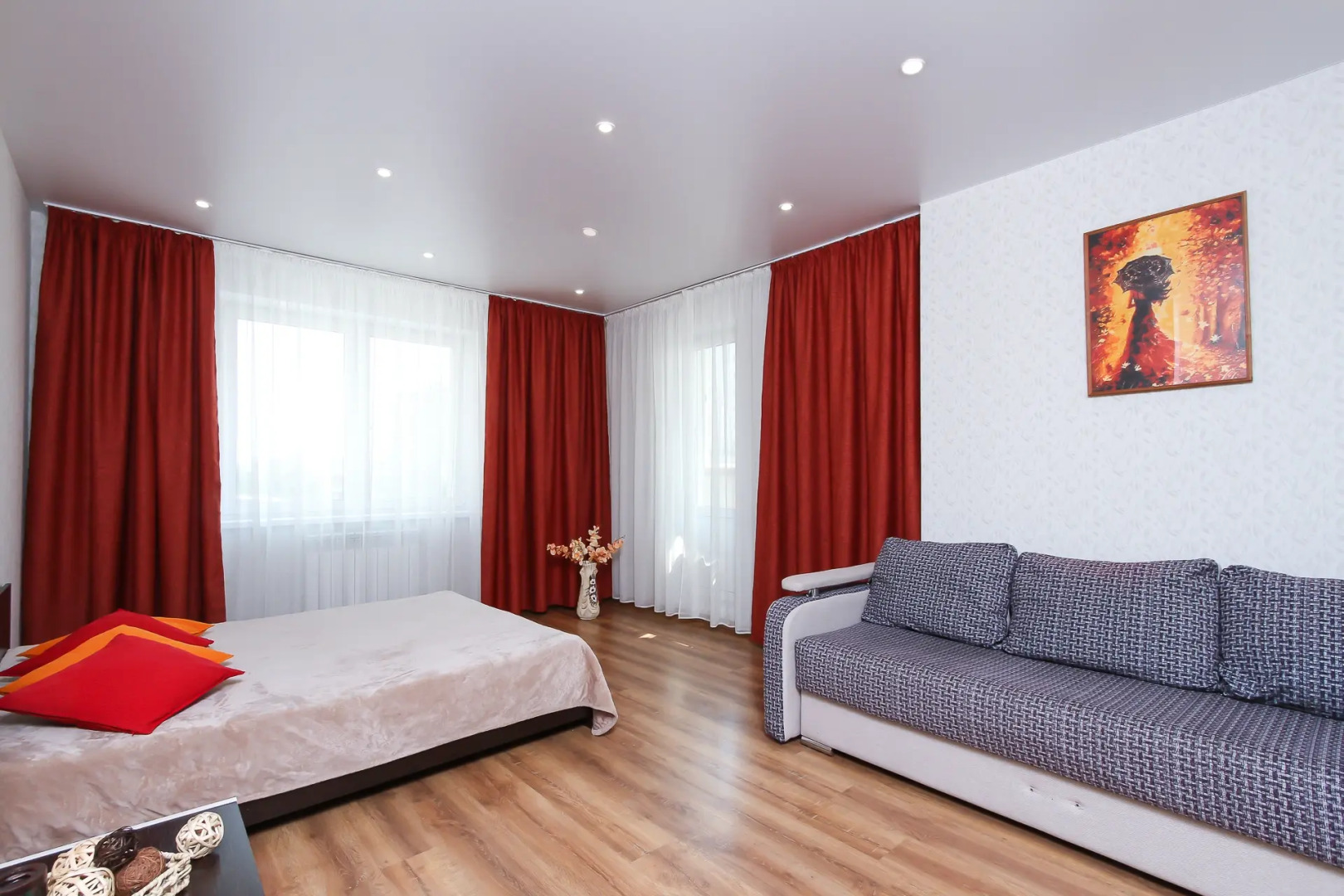 Апартаменты Фрунзе 49/2 этаж 4