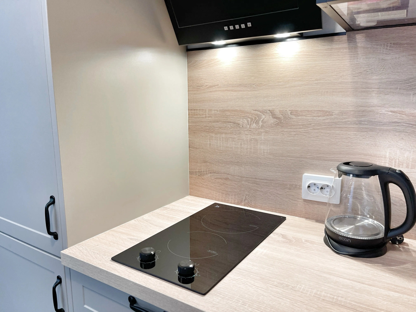 Квартира Loft Studio on Komendantskiy