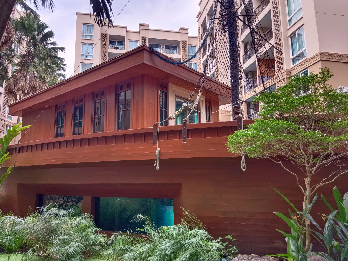 Апартаменты Atlantis Condo Resort Pattaya