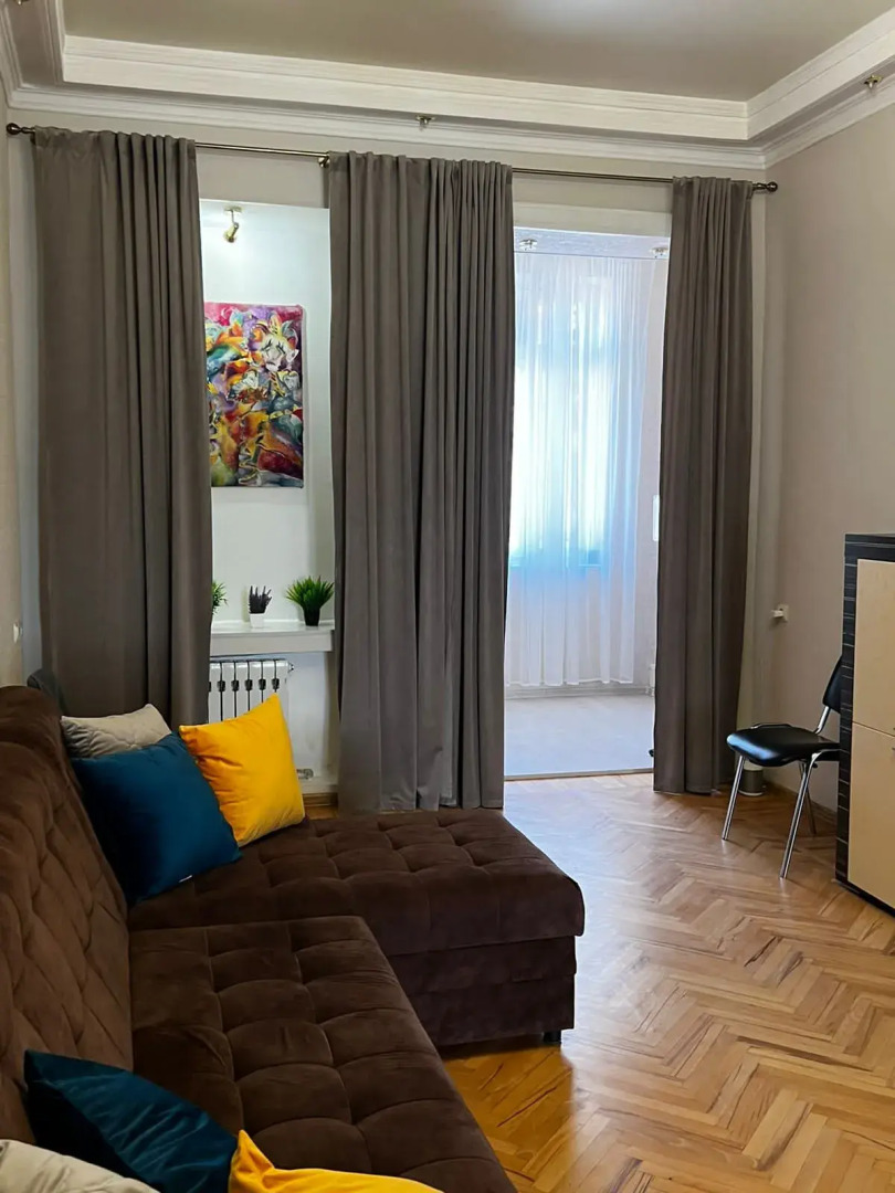 Квартира Атмосферная в дореволюционном доме в центре