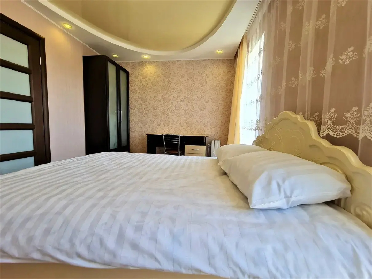 Апартаменты Четырехкомнатные в Центре