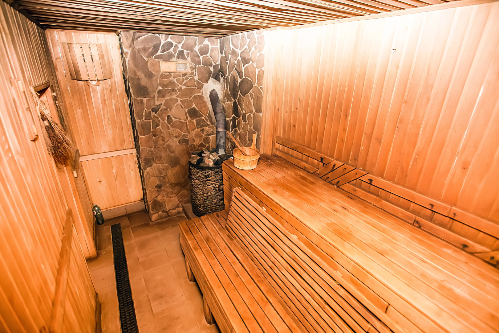 Отель Jam Rakovets