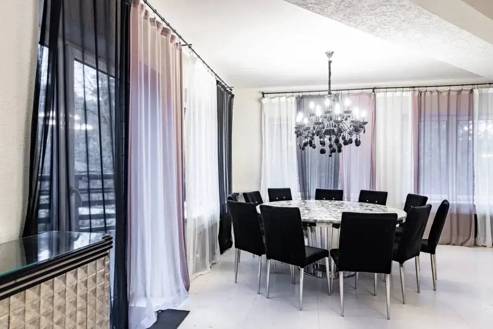 Коттедж Huse Современный с роскошной SPA-зоной в Николиной горе