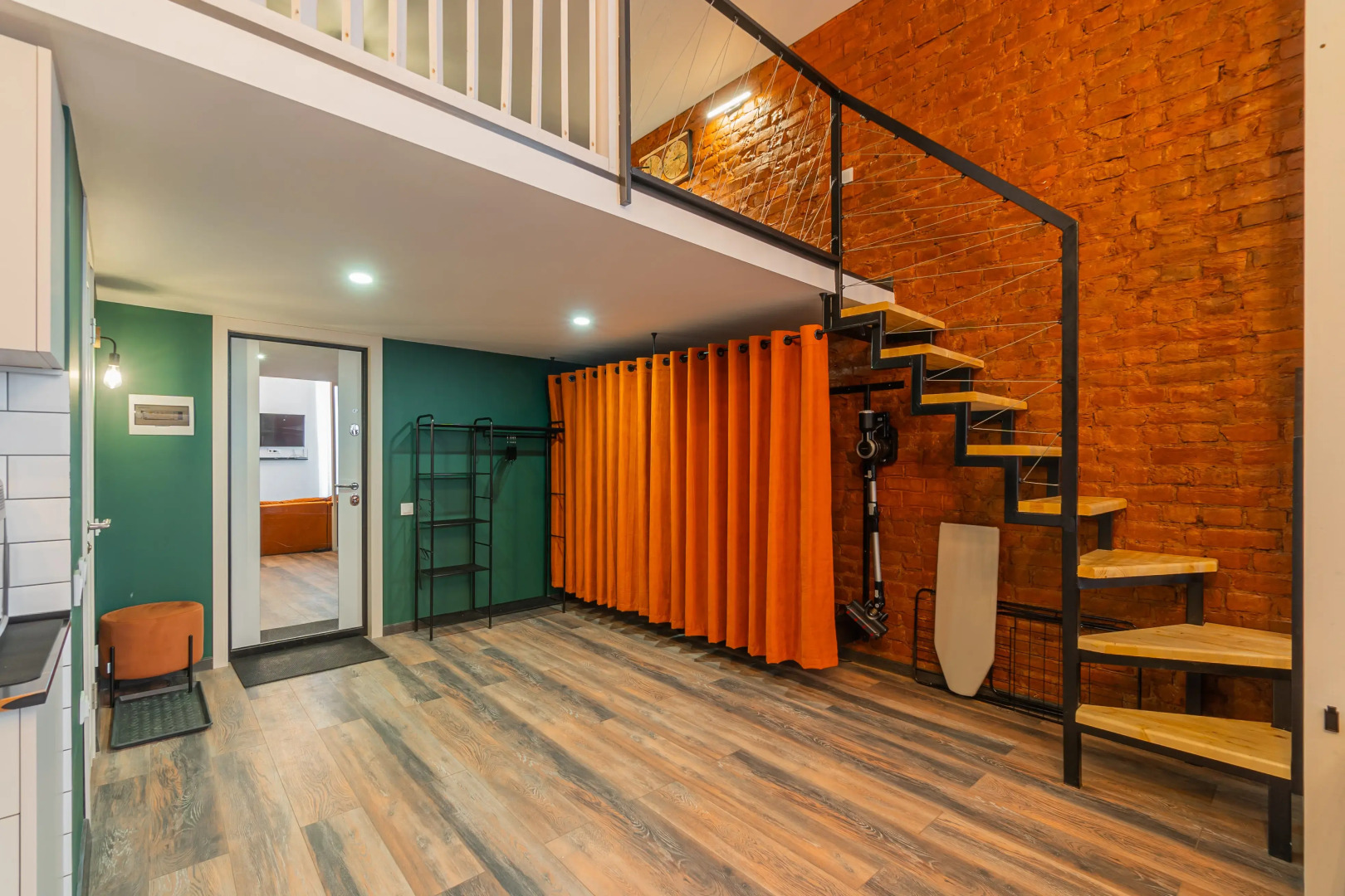 Апартаменты Просторная студия в центре