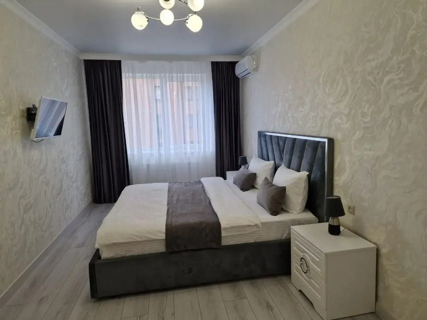 Апартаменты Flatirini на Братьев Темировых 69/3