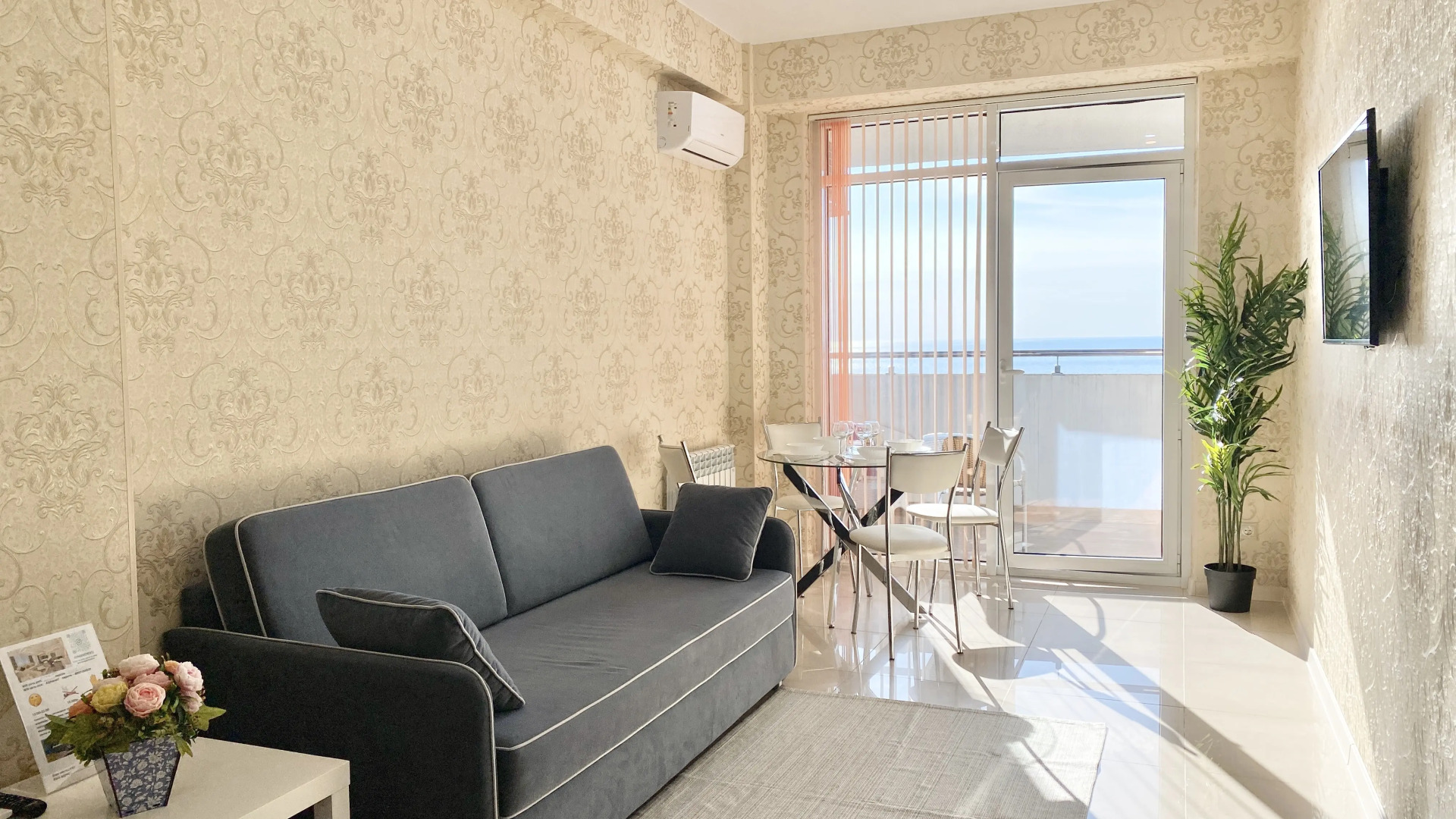 Апартаменты Альфа Апартаменты Первомайская