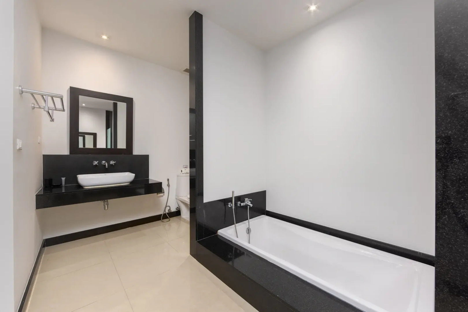 Вилла Hanga 3BR Private Pool Nai Harn Beach