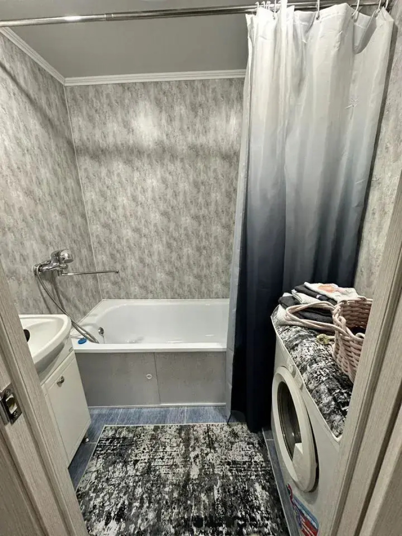 Квартира на улице 50 лет Октября 203/1