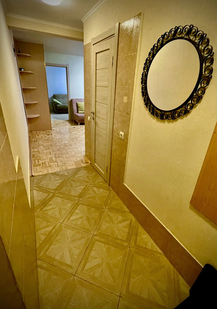 Квартира Короленко 19