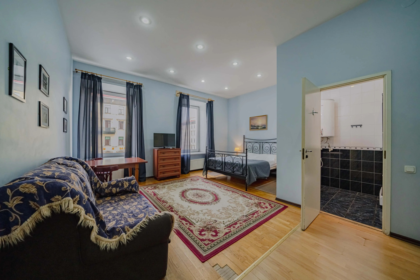 Меблированные комнаты Абажур