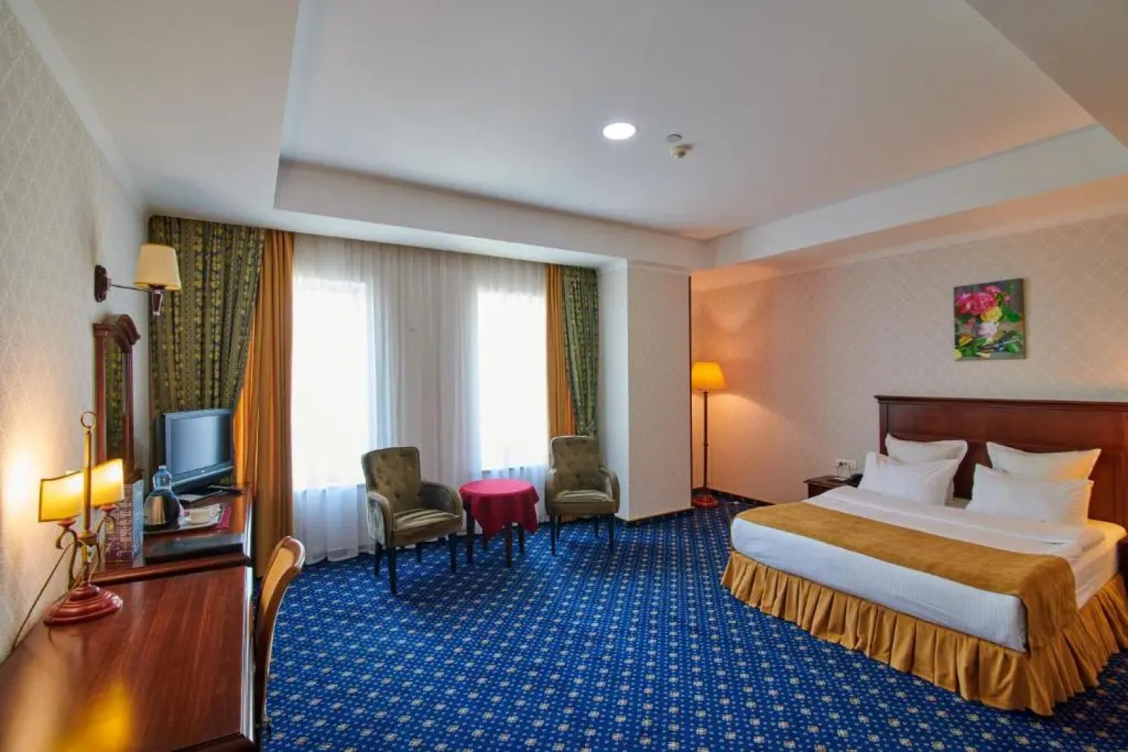 Отель Grand Hotel Victory