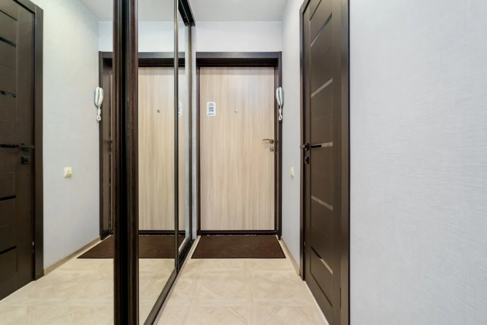 Апартаменты Good Night на Нефтяной 15