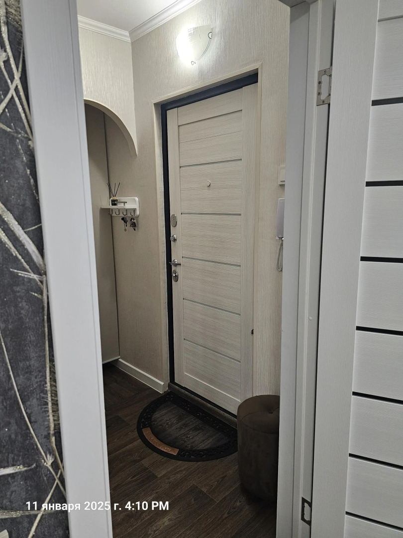 Квартира с новым ремонтом недалеко от ж/д вокзала и автостанции