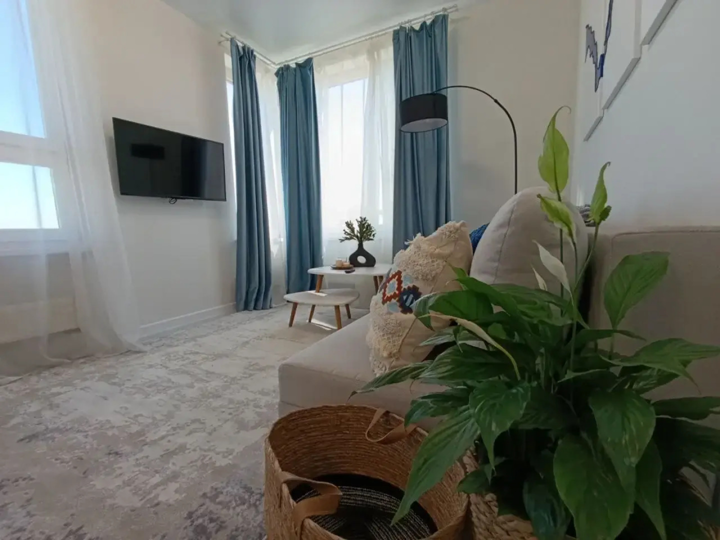 Апартаменты Вайт Studio от Home24