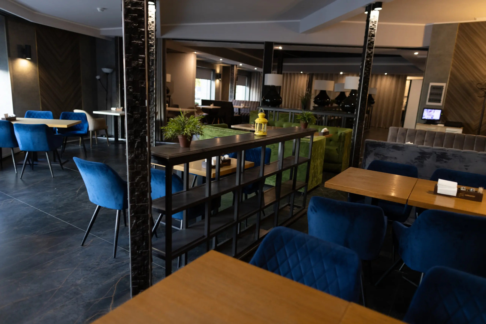 Отель Авиатор