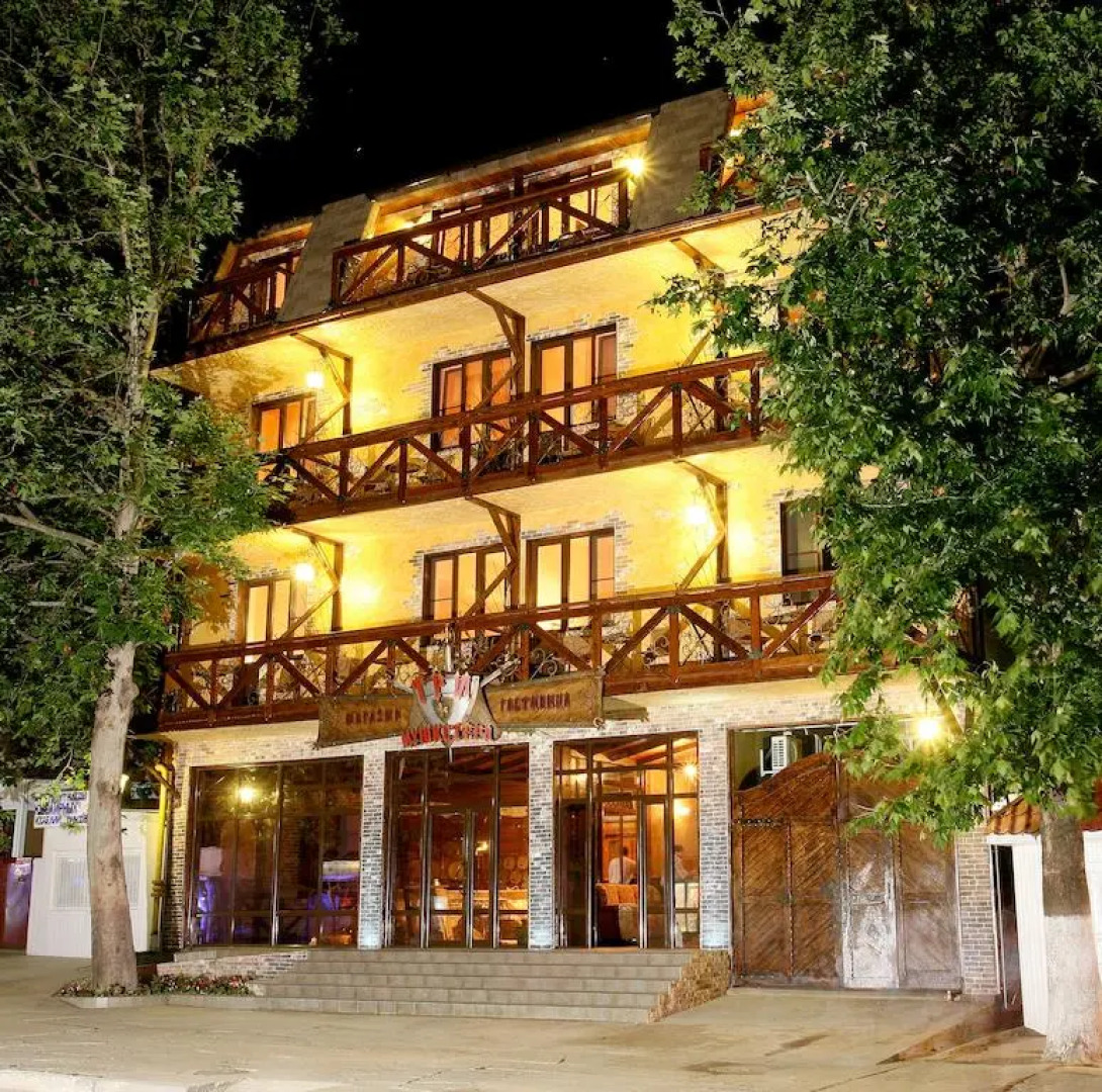 Три Мушкетера