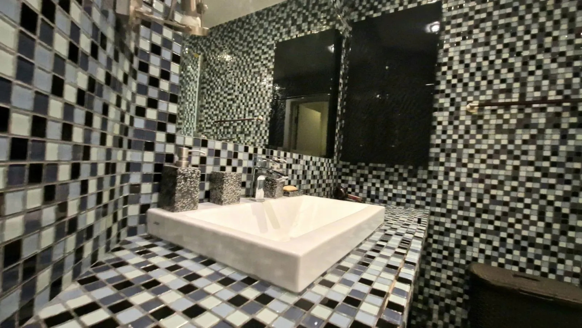 Апартаменты Красивые в центре живописного города