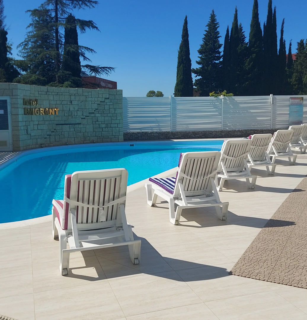 Эмигрант Гостевой Дом