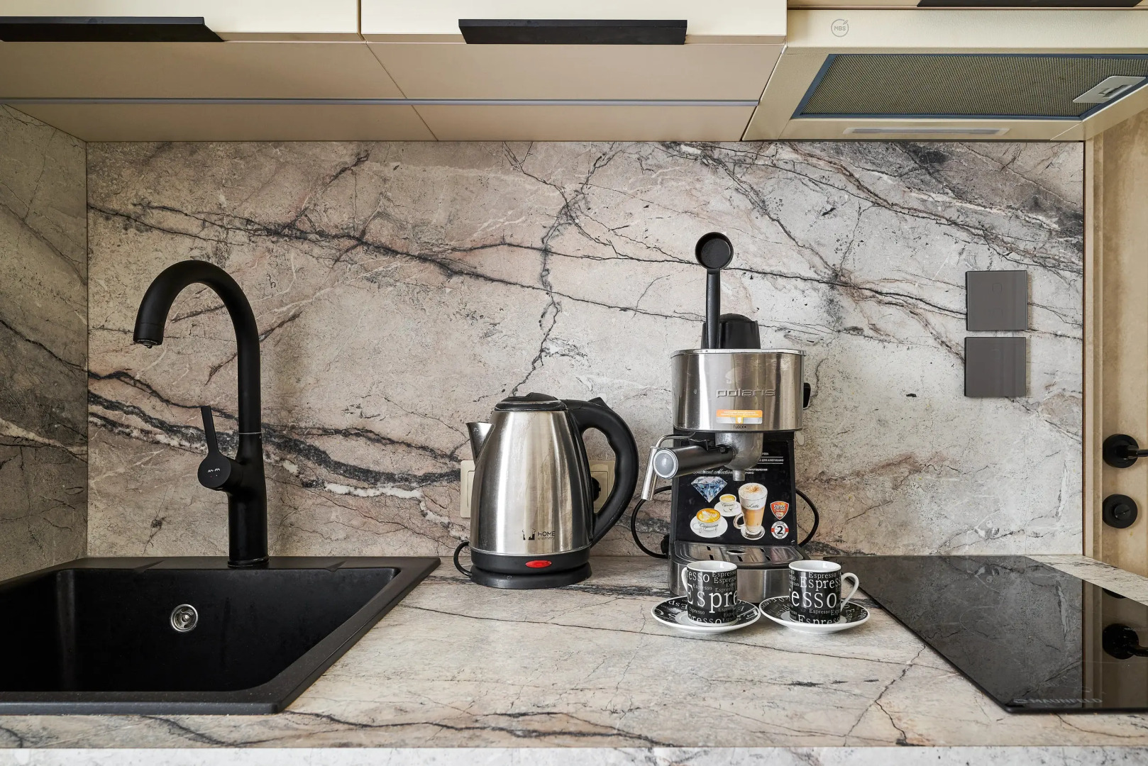 Квартира в Хосте с Отдельной Спальней и Видом на Море