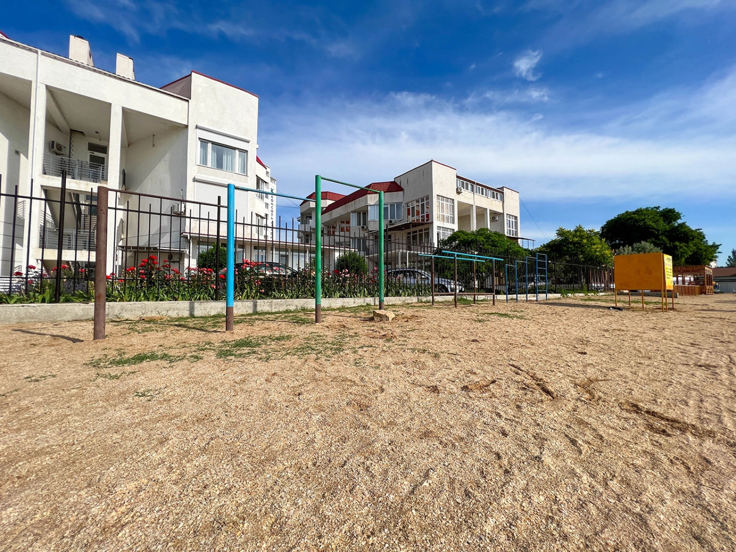 Просторные двухкомнатные апартаменты Loft-Apart