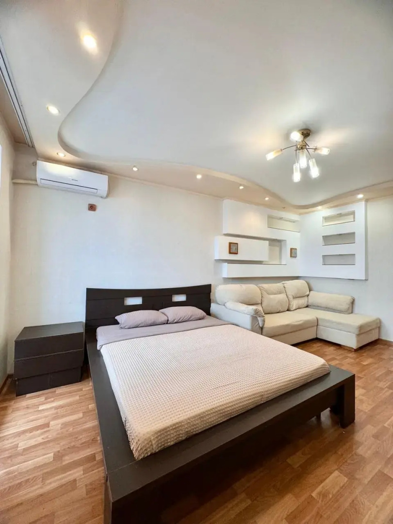 Квартира на Василенко 16/1