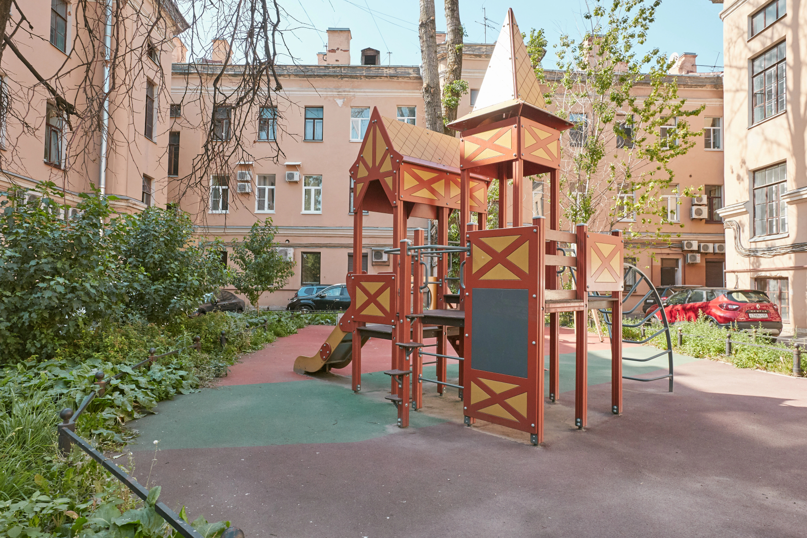 Апартаменты комфорт Nine View Studio с видом на Неву