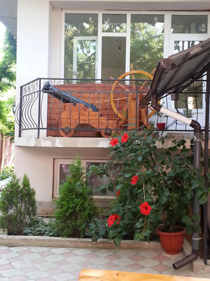 Меблированные комнаты Дом в Розах