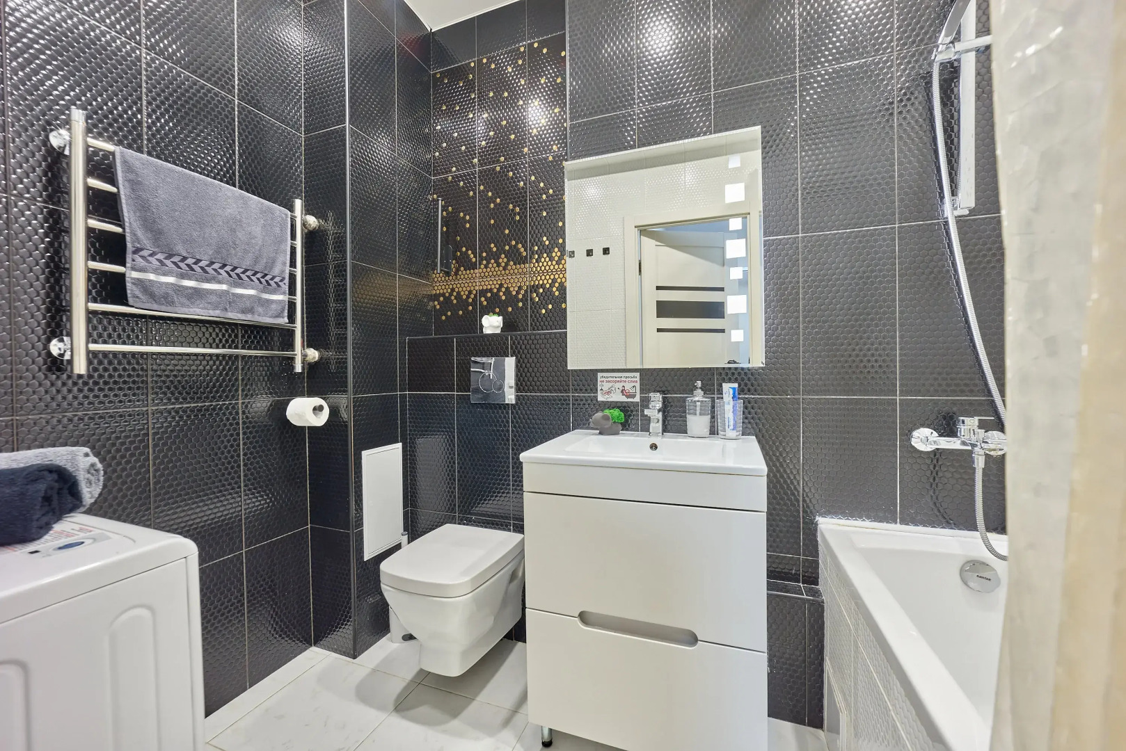 Апартаменты Современная Евродвушка в новом доме на 14 этаже