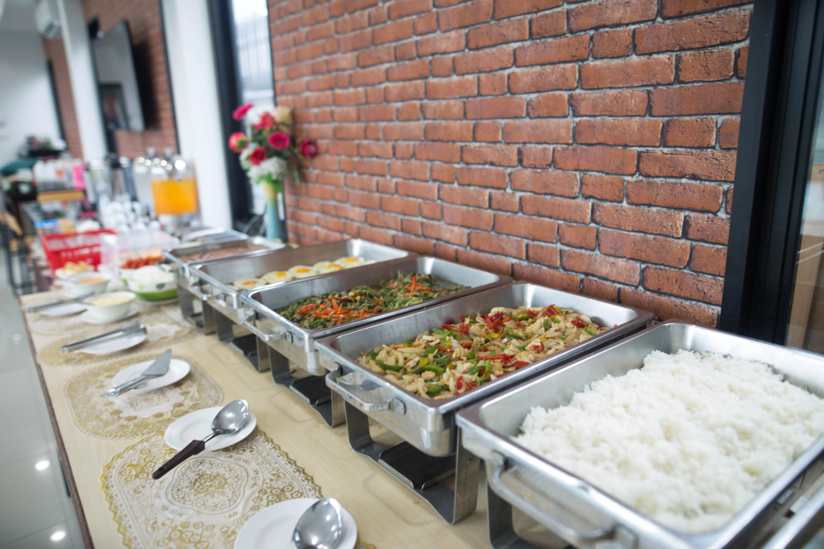 Отель Life Grand Chiang Mai