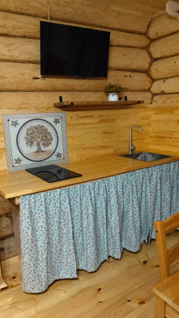 Частный дом Изба на бeрегу реки