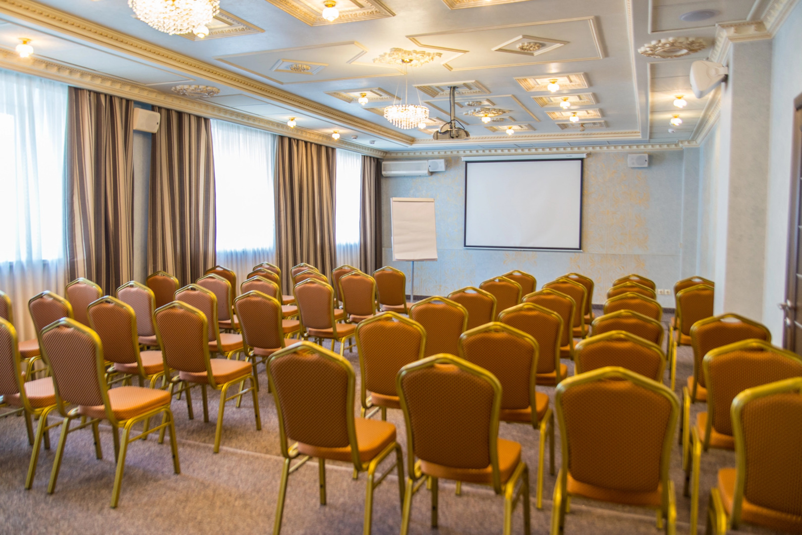 Отель Аврора