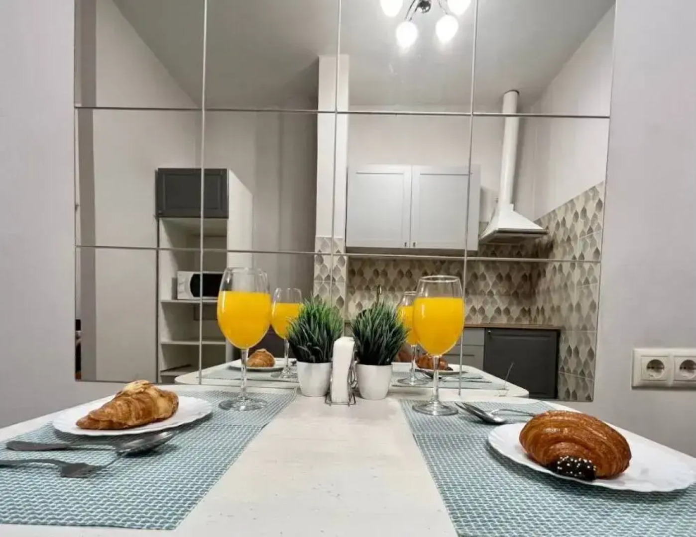 Апартаменты Happy People  в доме  с Термы Видное и ТЦ Галерея 9-18 № 5