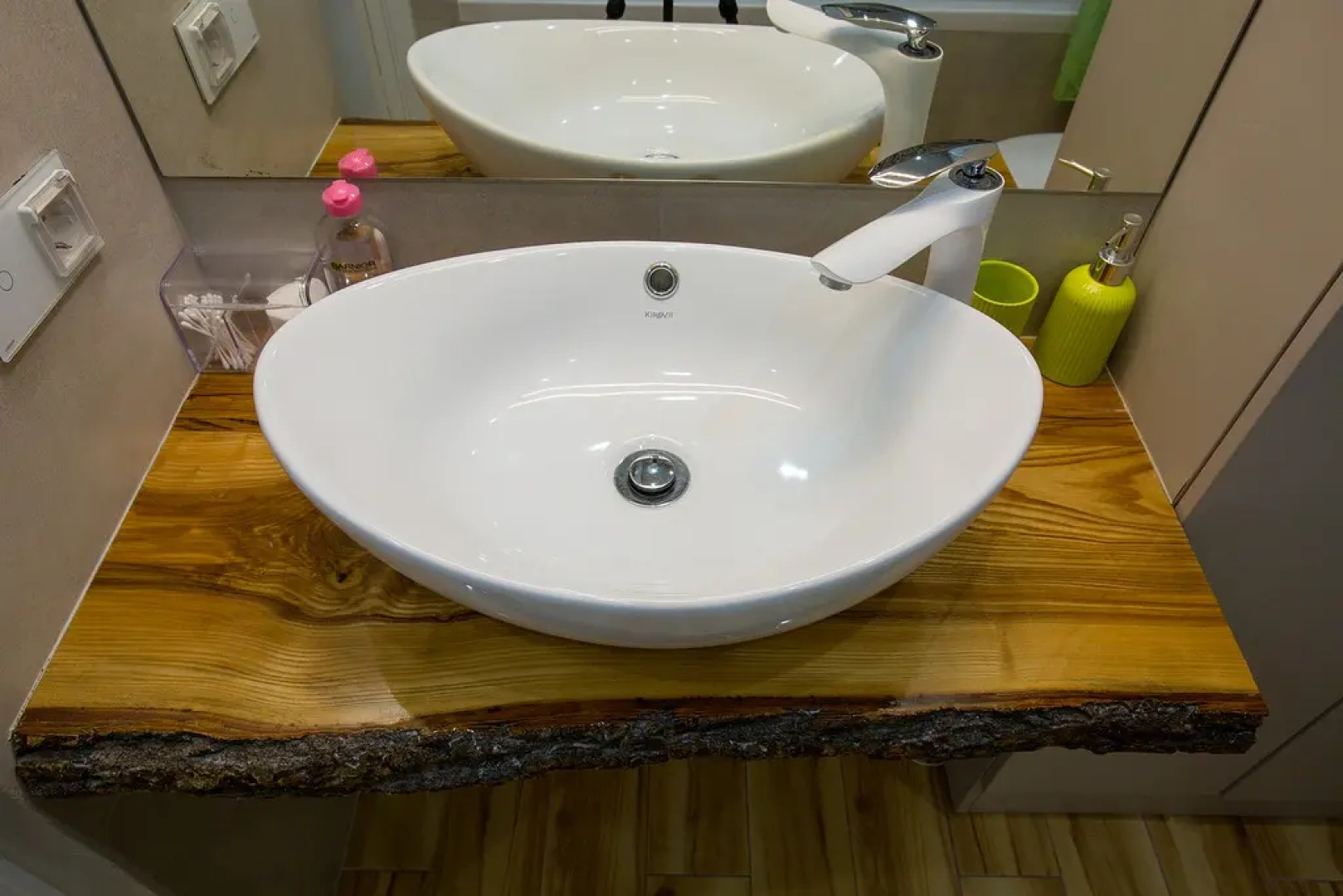 Апартаменты Аврора с видом на лес и озеро