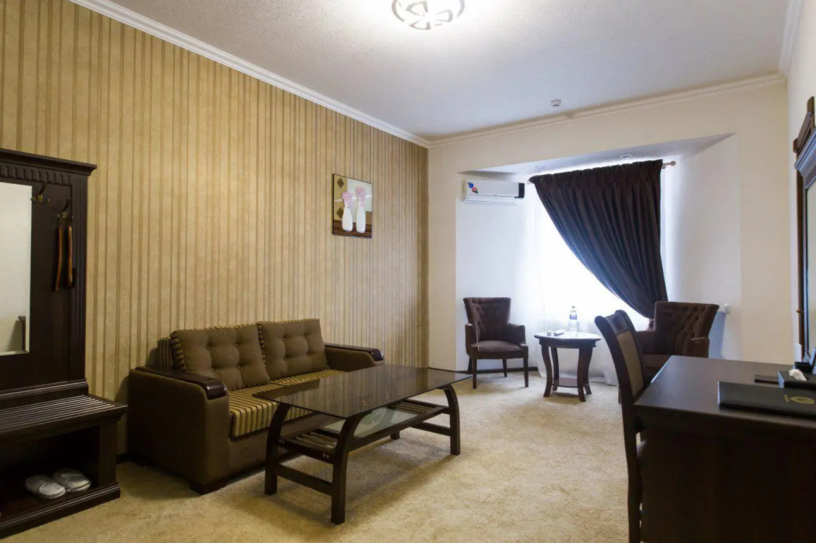 Отель Alexander