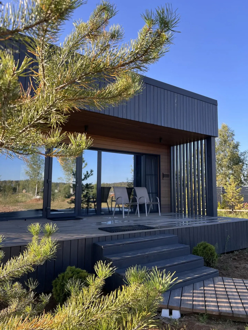 Частный дом Lakeside house