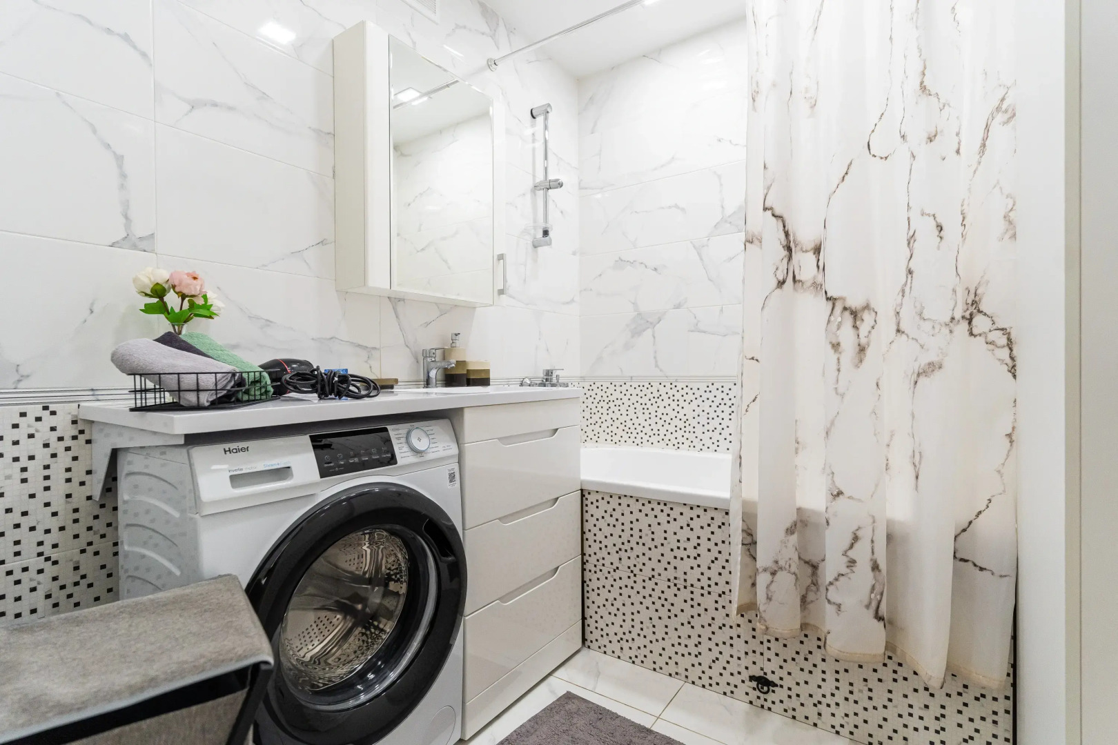 Апартаменты с потрясающим видом на море и двор в Южном районе Новороссийска от LetoApart