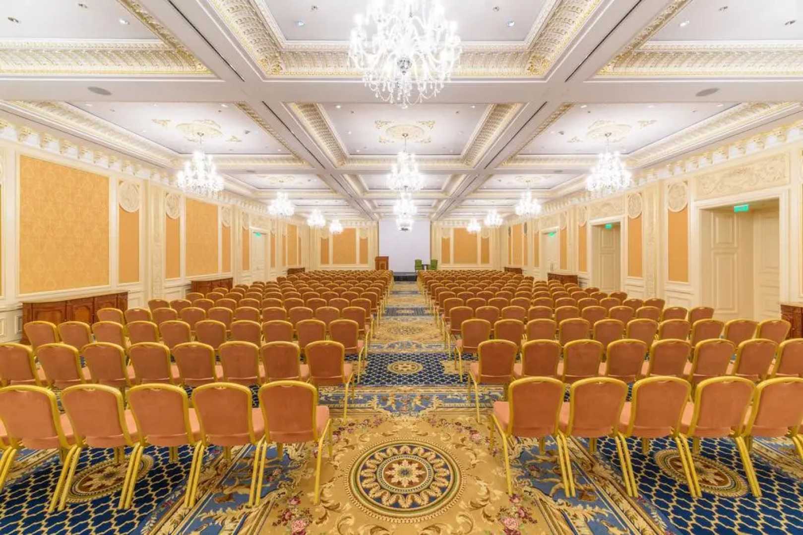 Отель Fairmont Grand Kyiv