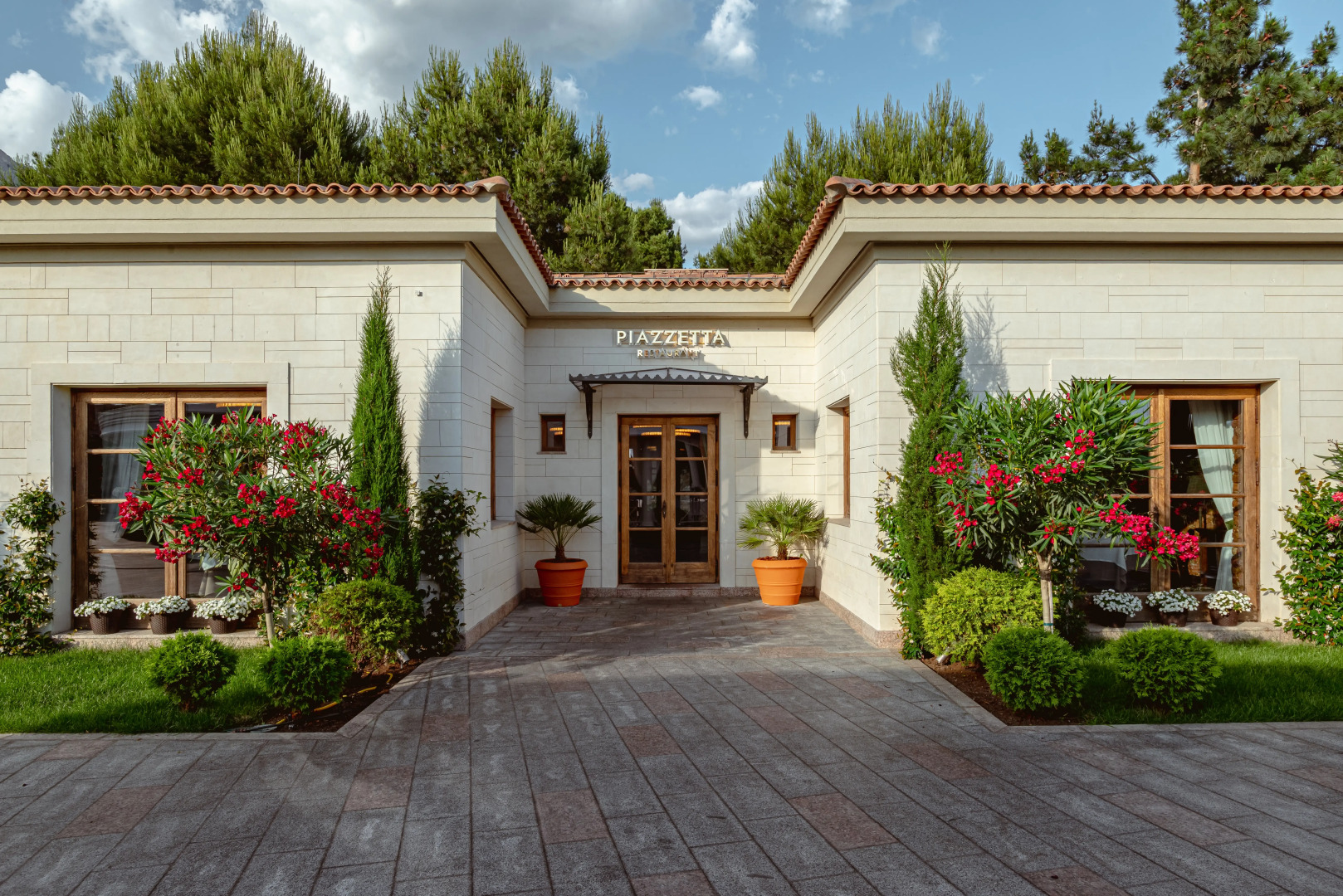 Отель Крымский Бриз Hotel & Villas