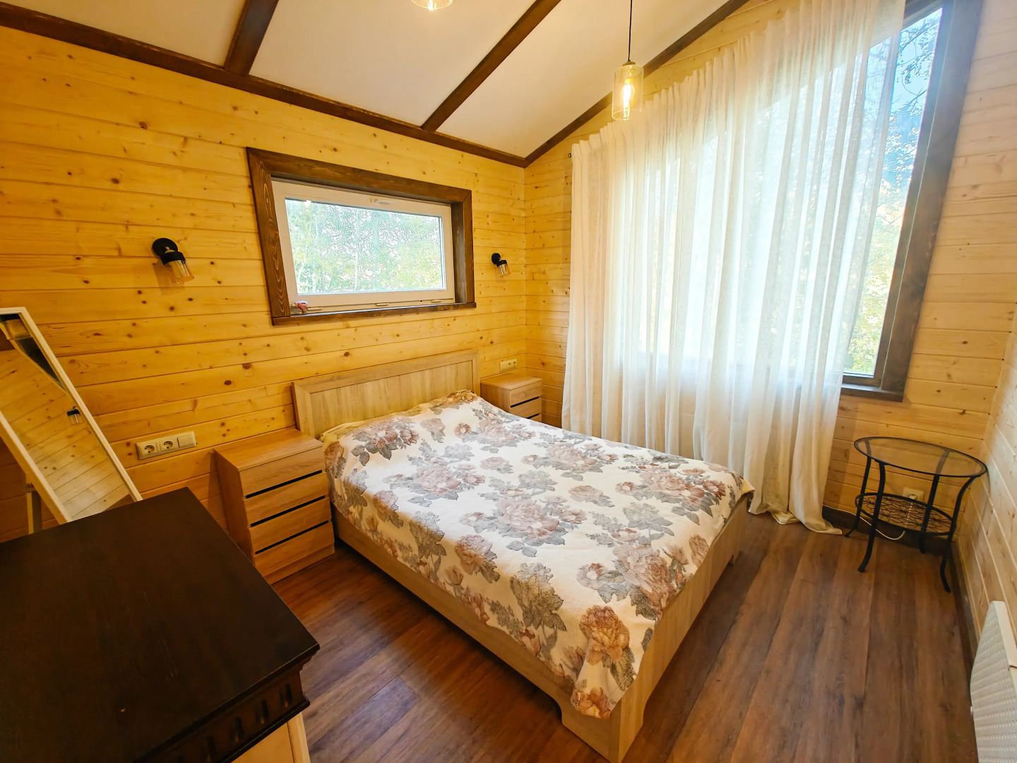 Частный Дом Уютный Трехкомнатный на Природе